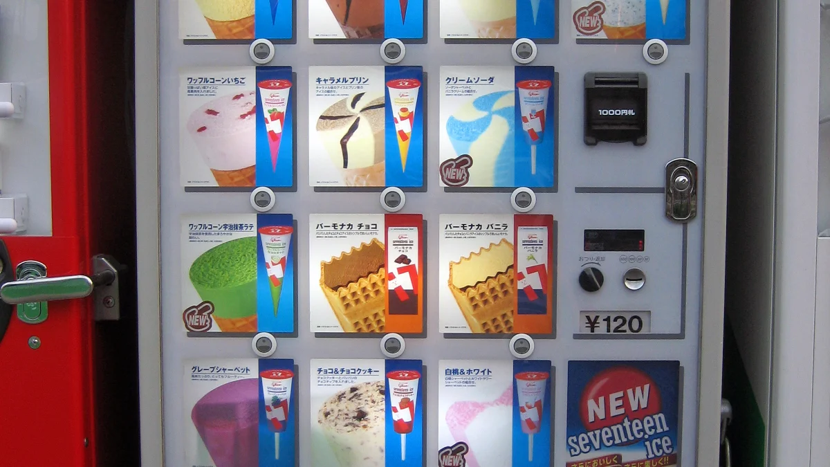 Ice-cream vending machine in Japan stocked with Ezaki Glico products — Corpse Reviver, CC BY-SA 3.0
