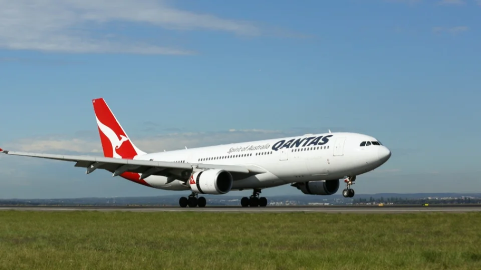 Qantas Airbus A330 aircraft on approach with landing gear deployed — nonstop Sydney–London Project Sunrise flights launch in October 2027