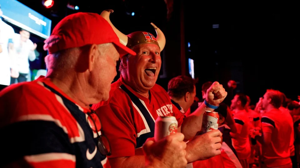 Scottish fans in kilts gather in a park ahead of Haiti vs Scotland at Foxborough during FIFA World Cup 2026 — photo: Martin Meissner/AP via ABC News